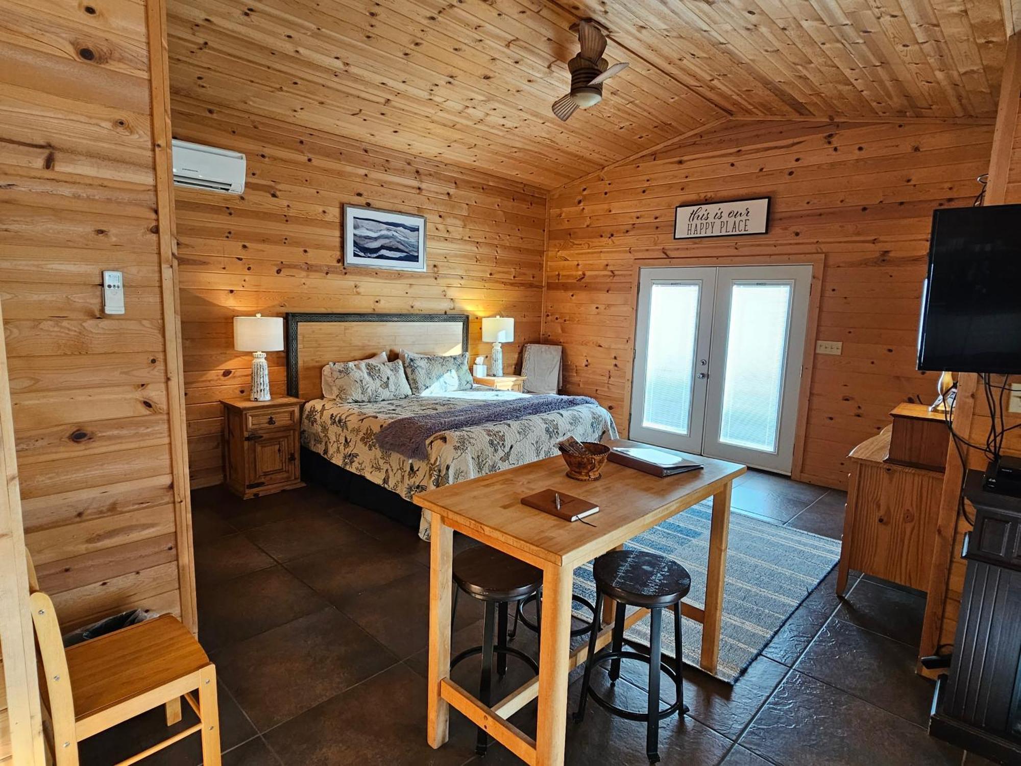 5 Min To Beaver Lake-King Bed-Fire Pit-Jetted Tub #3 Юрика Спрингс Экстерьер фото