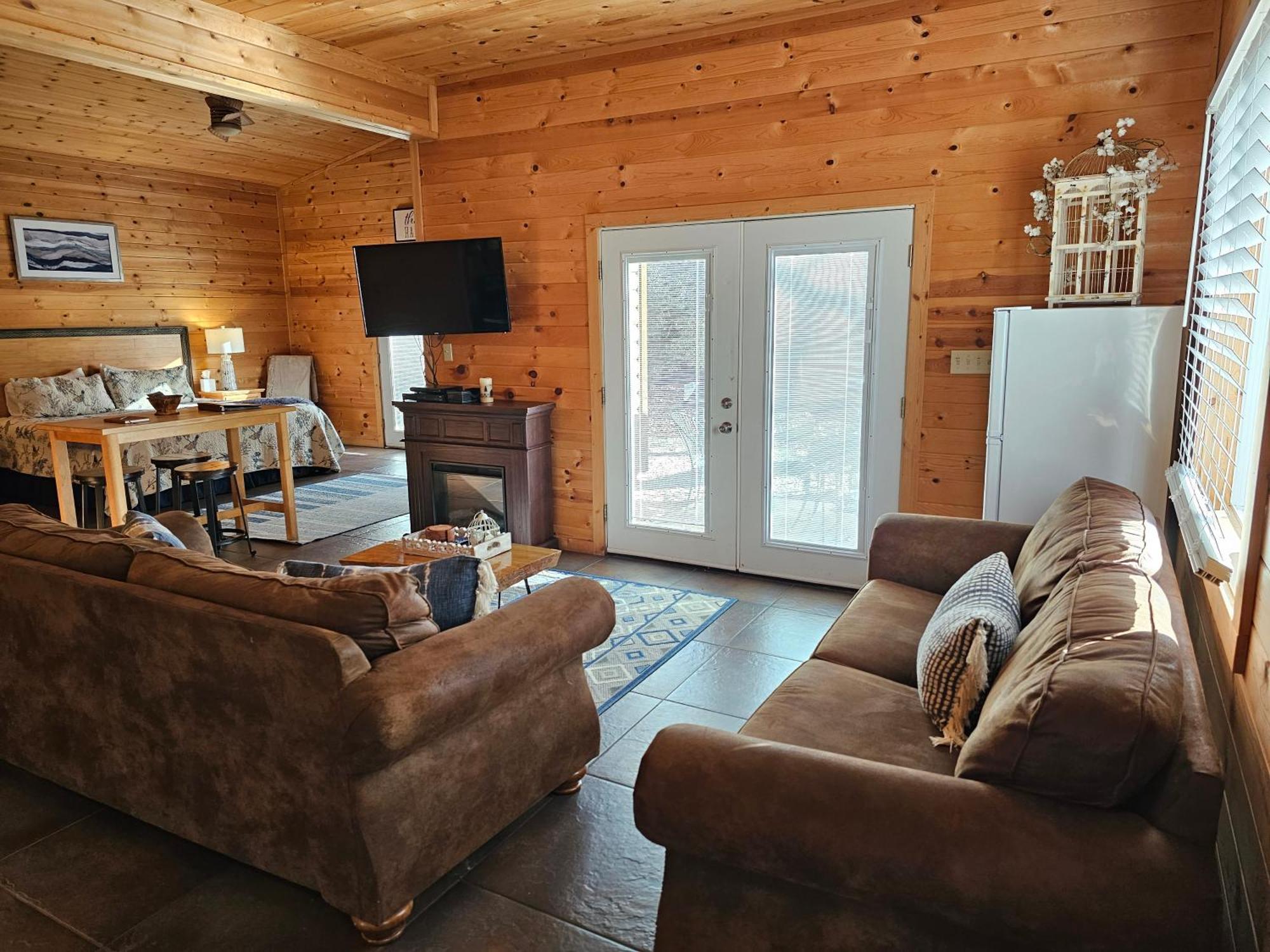 5 Min To Beaver Lake-King Bed-Fire Pit-Jetted Tub #3 Юрика Спрингс Экстерьер фото